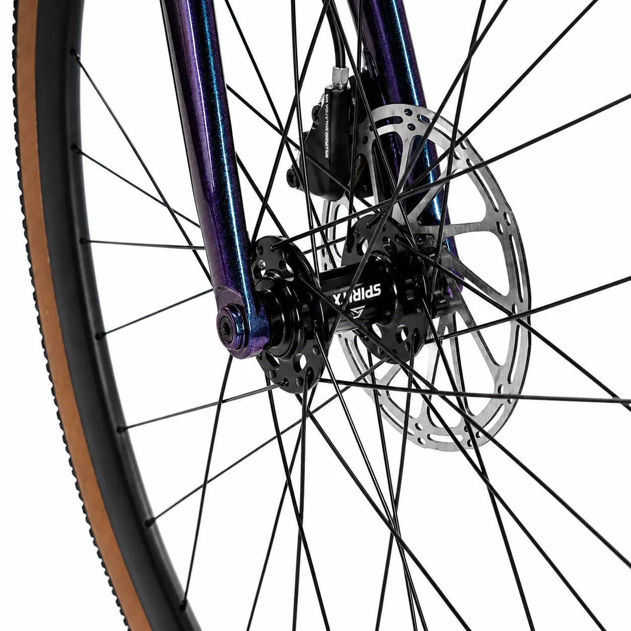 Scout S9 Gravel Bike front hub detail